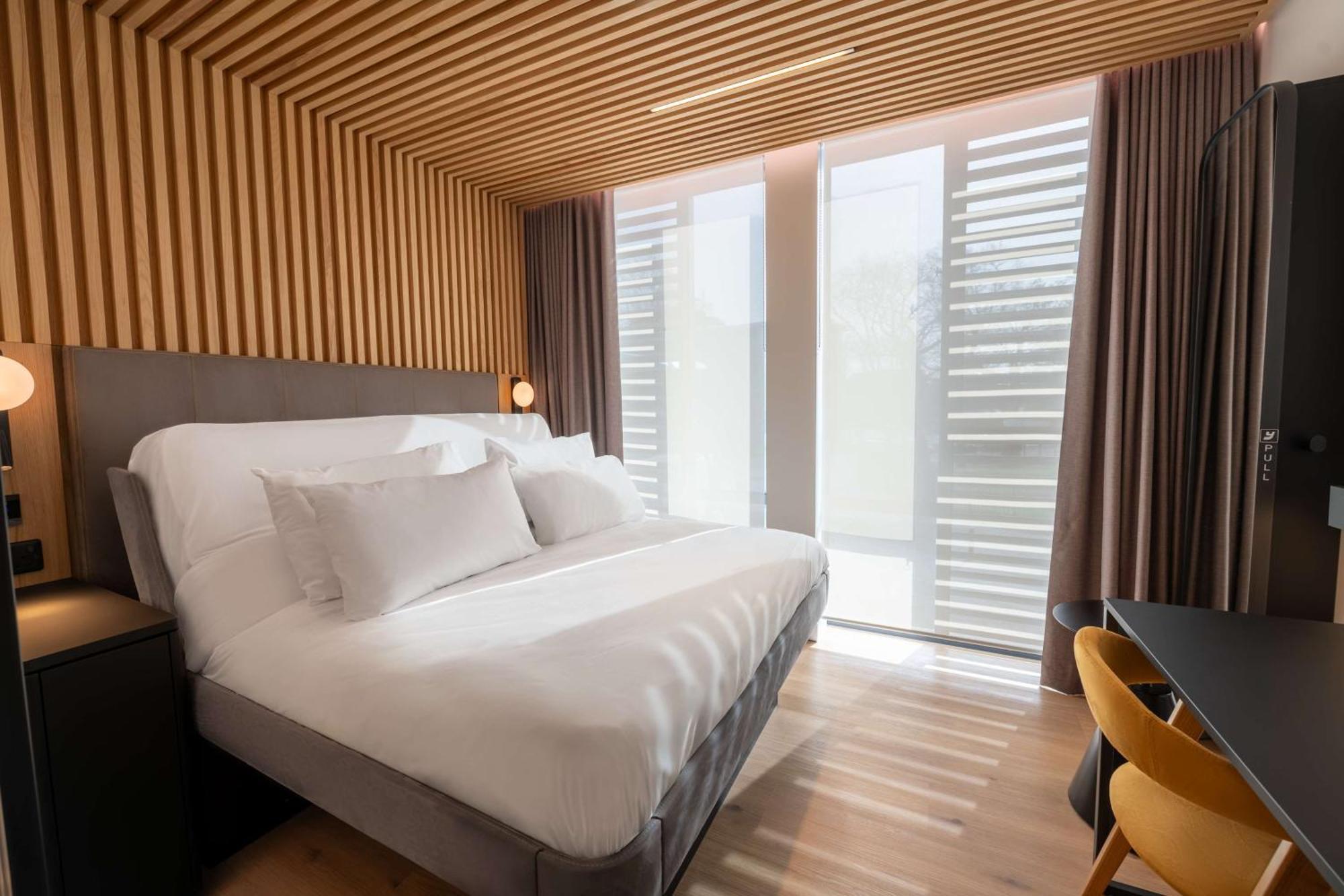 Yotelpad London Stratford Bagian luar foto